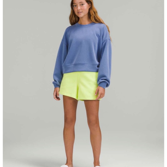 Lululemon Softstreme Perfectly Oversized Cropped Crew - Picture 1 of 3